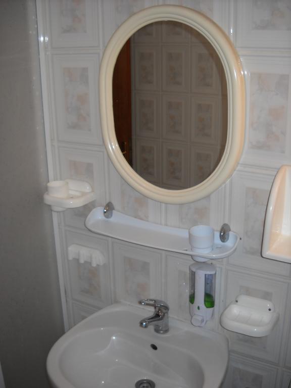 Smerekova Hata Hotel Yasinya Room photo